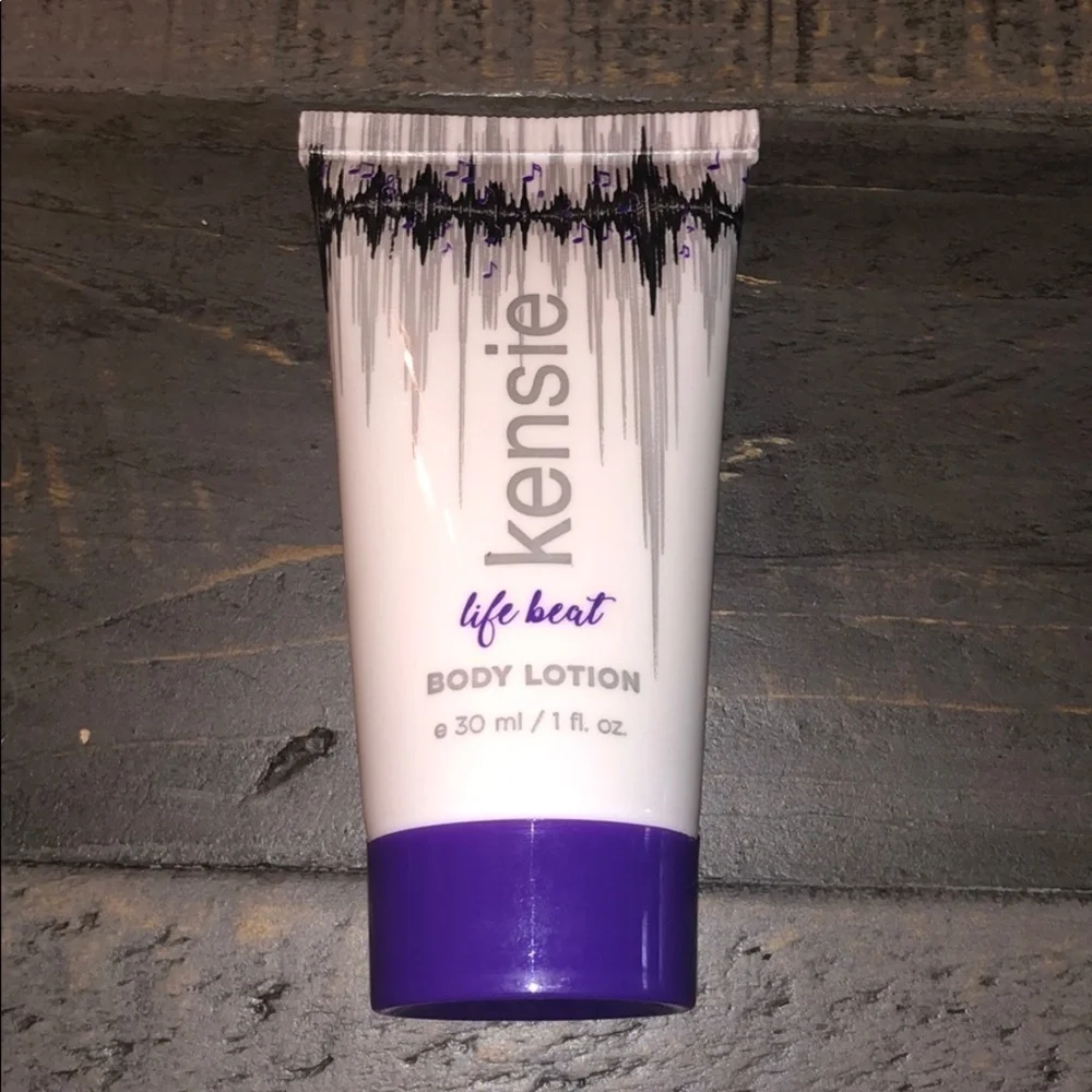 5/$25 Kensie Life Beat‎ Body Lotion- NEW